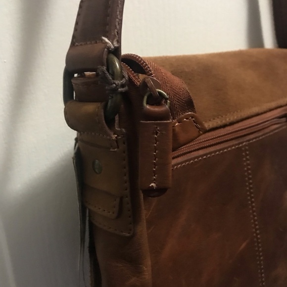 VELEZ BANDOLERA Crossbody leather bag NWT - Picture 3 of 11